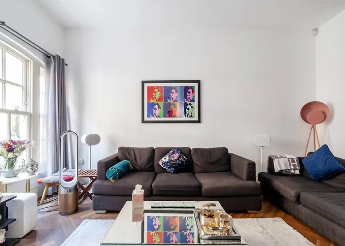 Lux 2 Bedroom House In Prime Location Near Mayfair